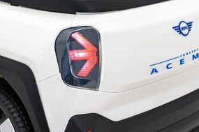 Ramiz Detské autíčko Mini Concept Aceman crossover, biele