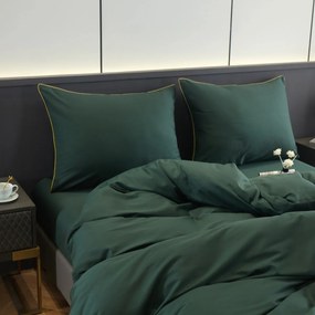 Dekorstudio Elegantné posteľné obliečky s lemovkou PGW - 02 v zelenej farbe