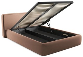 Svetloružová čalúnená dvojlôžková posteľ s úložným priestorom s roštom 140x200 cm Kiana – Makamii