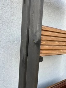 Drevený stojan na kvetináče – 3-poschodový, hnedý