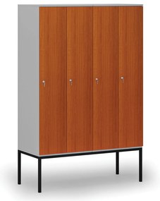 Drevená šatníková skrinka S4 s podnožou, 4 oddiely, 1871 x 1200 x 500 mm, demont, cylindrický zámok, sivá/čerešňa