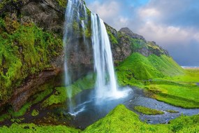 Samolepiaca fototapeta majestátny vodopád na Islande - 150x100