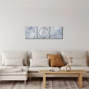 Obraz - Modré kvety na stene (s hodinami) (90x30 cm)