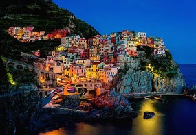 Umelecká fotografie Beautiful view of Manarola at night, gehringj, (40 x 26.7 cm)