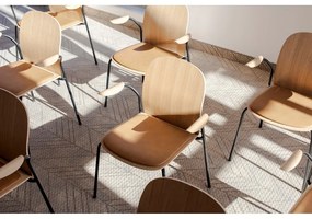 Koňakovohnedé/v prírodnej farbe jedálenské stoličky v súprave s podrúčkami/stohovateľné 2 ks v dekore duba Book – Gazzda