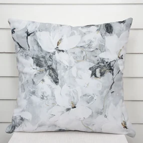 Biante Zamatová obliečka na vankúš Tamara TMR-006 Designové kvety na sivom 45 x 45 cm