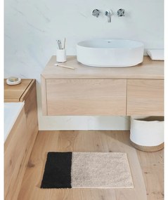 Čierno-krémová kúpeľňová predložka 40x60 cm Maica - Kave Home