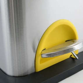 Oceľový odpadkový kôš 3x20 l na triedený odpad/nášľapný v matne striebornej farbe Tri Selectif – MSV