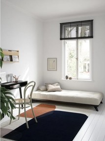 Jednolôžková posteľ z borovicového dreva s roštom 90x200 cm Senza – Karup Design