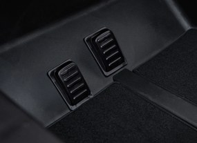 Ramiz Vozidlo Mercedes Benz MAYBACH G650 Červená