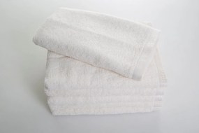 BAVLNENÝ UTERÁK PIERRE CARDIN EVI 50X90 KRÉMOVÁ