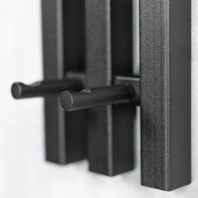 Čierny kovový nástenný vešiak Senza – Spinder Design
