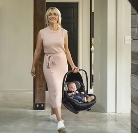 Set autosedačky Nuna ARRA NEXT + otočná základna BASE NEXT granite