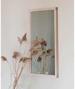 Nástenné zrkadlo s dreveným rámom 60x90 cm Lodur – Rowico