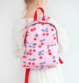 Malý batoh čerešne