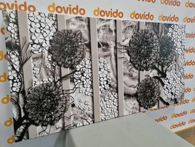 Obraz abstraktné kvety na mramorovom pozadí v čiernobielom prevedení