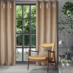 Dekorstudio Luxusný zamatový záves so strapcami v béžovej farbe