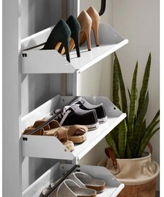 Biela kovová skrinka na topánky s 4 výklopnými zásuvkami Kave Home Rox