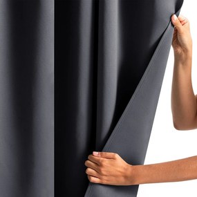 Záves AmeliaHome Blackout s multifunkčnou páskou 140x245 cm oceľovo sivý