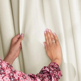 Záves AmeliaHome Velvet s priechodkami 140x270 cm krémový