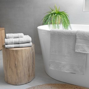 Goldea bambusový uterák/osuška - svetlo sivý 30 x 50 cm