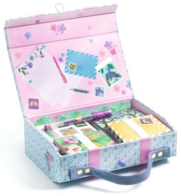 Kufrík s papiernictvom – Marie