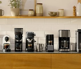 »Let's Brew Elegant« kávovar na prekvapkávanú kávu, strieborný