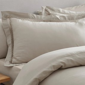 Svetlohnedé obliečky na jednolôžko 135x200 cm Classic Lattice Lace – Catherine Lansfield