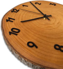Nástenné drevené hodiny s čiernymi číslicami a kôrou | KORE: Amber - 3072 26-29 cm 4808-115513 KOR003-29-AMBER