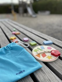 Hmatová hra - tvary a farby