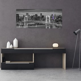 Obraz - Veľkomesto s fialovou vežou (120x50 cm)