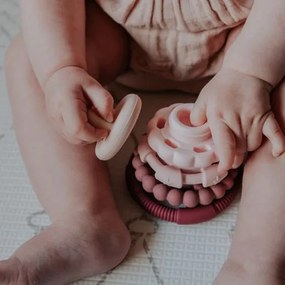 Skladacia pyramída s hryzadielkami, ružová