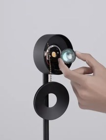 LED čierna stojaca lampa Irida so šošovkami