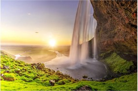 Obraz - Seljalandsfoss spoza vnútra jaskyne (90x60 cm)
