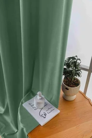 Mentolový zatemňovací záves VELVET 140x250 cm Zavesenie: Riasiaca páska