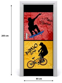 Fototapeta samolepiace dvere bicykel a skateboard 85x205 cm