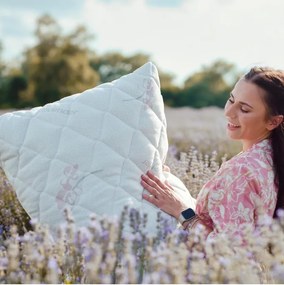 Vankúš 70x90 prešívaný antialergický Lavender EMI 1+1 ZADARMO