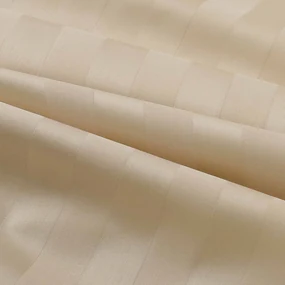 Goldea damaškový behúň na stôl - zlaté prúžky so saténovým leskom 50x120 cm
