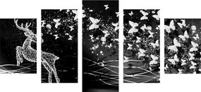 5-dielny obraz nádherný jeleň s motýľmi v čiernobielom prevedení