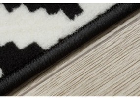 Behúň BCF MORAD Ruta romby čierny / krém - Výpredaj