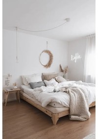 Dvojlôžková posteľ z borovicového dreva s roštom 160x200 cm Elan – Karup Design