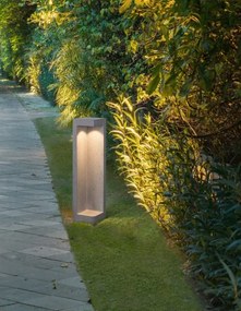 Vonkajšia záhradná lampa Grante B