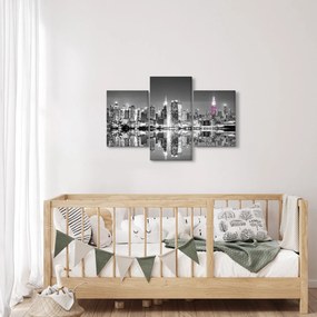 Obrázok - New York a fialový mrakodrap (90x60 cm)
