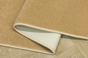 Metrážný koberec CAROUSEL 90 NSF béžový