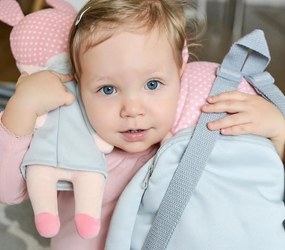 Spiaca bábika Angela šedá s menom Linduška 42 cm