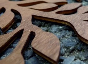 Drevený strom na stenu Atik