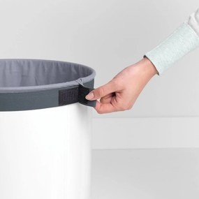 Brabantia Kôš na bielizeň 60L biela korkové veko