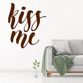 Veselá Stena Samolepka Kiss me Farba: hnědá, Veľkosť: 80 x 67 cm