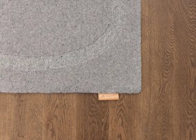 Koberec Agnella Morphic Organica sivý