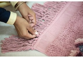 Ružový prateľný ručne tkaný bavlnený detský koberec 140x210 cm English Garden Ash Rose – Lorena Canals